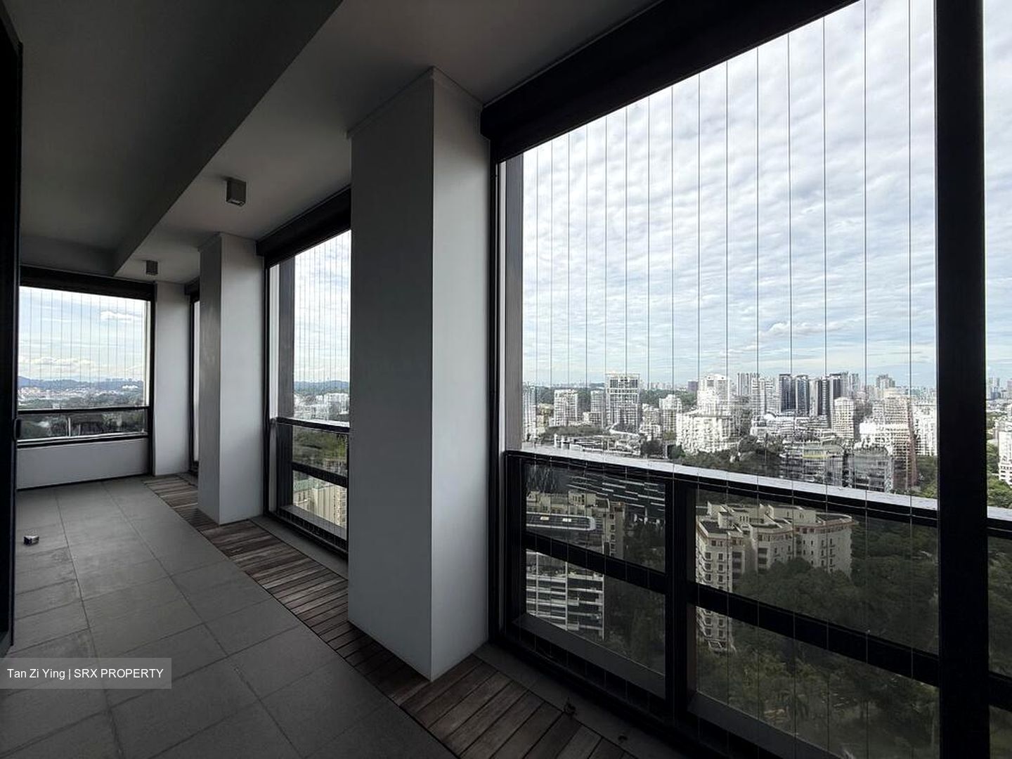 Nouvel 18 (D10), Condominium #496442041